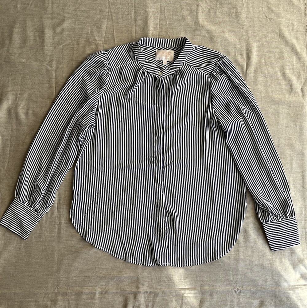 Audrey Parks Francesca's L Navy White Striped Button Down Blouse Preppy
